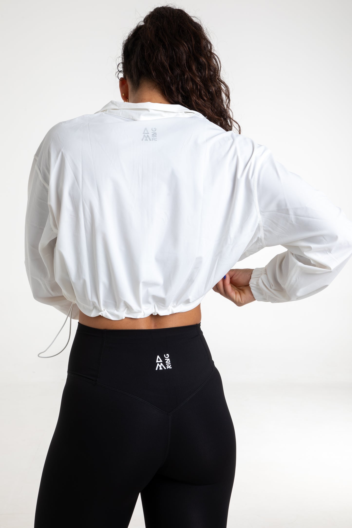 JACKET CROP FINA ELÁSTICA