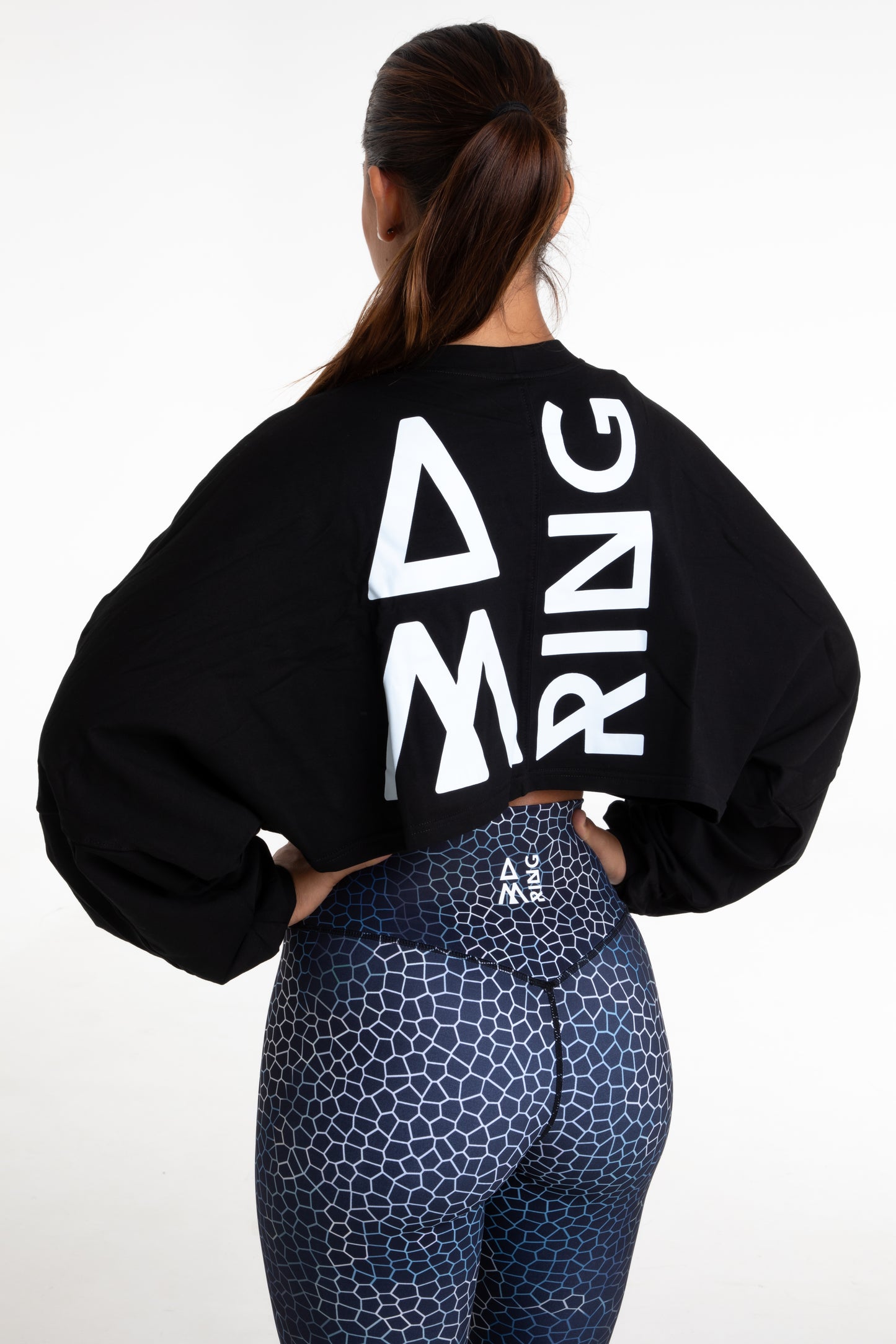 CAMISETA CROP MANGA LARGA AMRING